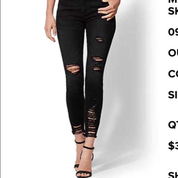 8 Mid Rise Destroyed Super Skinny Ankle Jeans - Picture 1 of 5